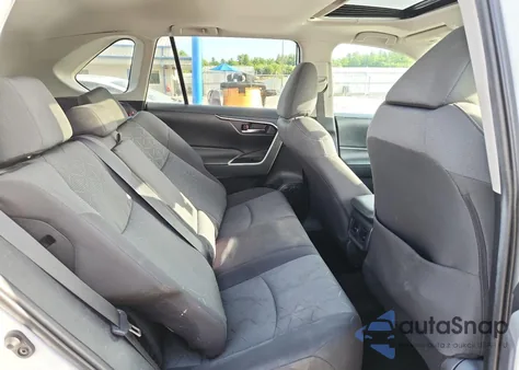 2020 Toyota Rav4 Xle из США, поврежденный, VIN 2T3P1RFV3LC136840